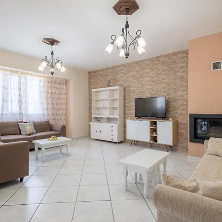Regina's House * Skopelos Town